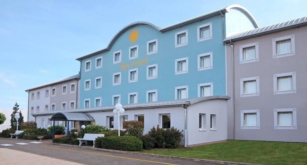 B&B Hotel Amneville-Les-Thermes Екстериор снимка