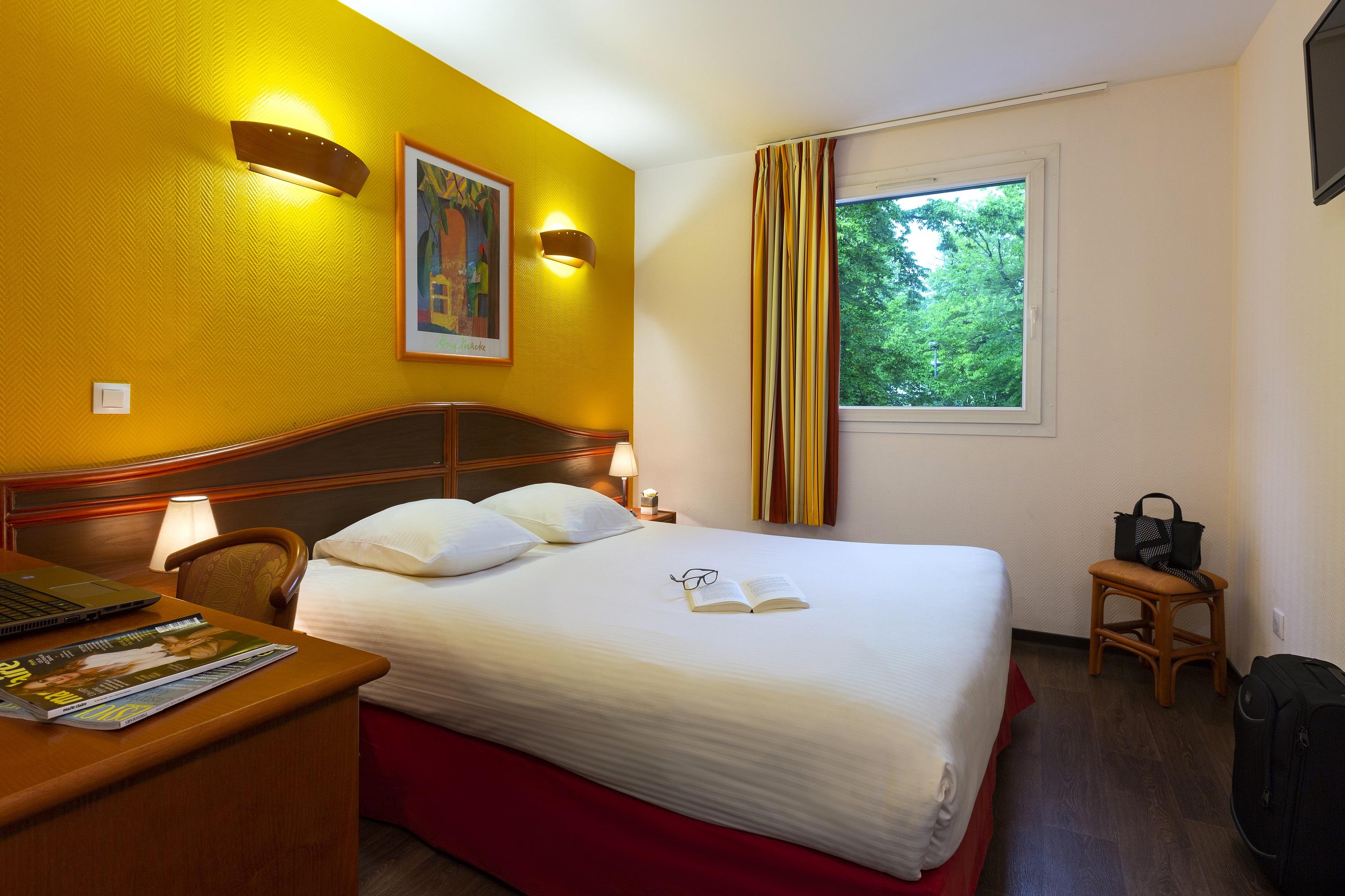 B&B Hotel Amneville-Les-Thermes Екстериор снимка